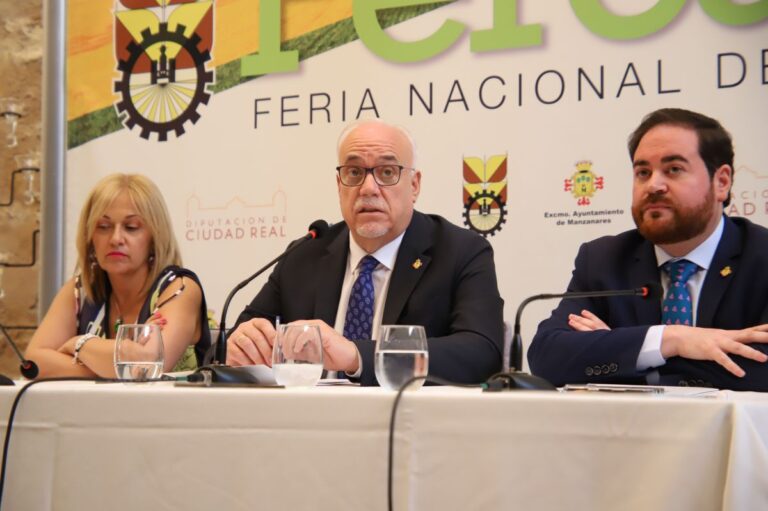 Julián Nieva resalta la evolución y adaptación de Fercam en Manzanares