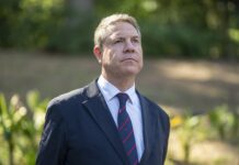 Page se consolida como favorito en Castilla-La Mancha según el CIS