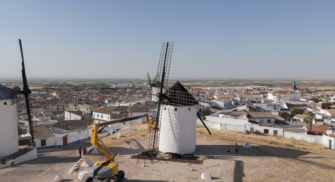 Trabajos reparación molino Campo de Criptana