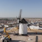 Avanzan los trabajos de mantenimiento del conjunto molinero de Campo de Criptana