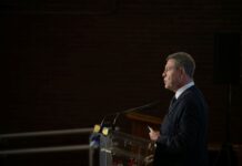 Page augura que en el Comité del PSOE algunos no saben si seguirán en el cargo «o van a tener que verse en la cárcel»