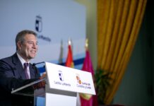 Page pide un Estado «fuerte» y una mejora constitucional para evitar que «cinco diputados decidan por todos»