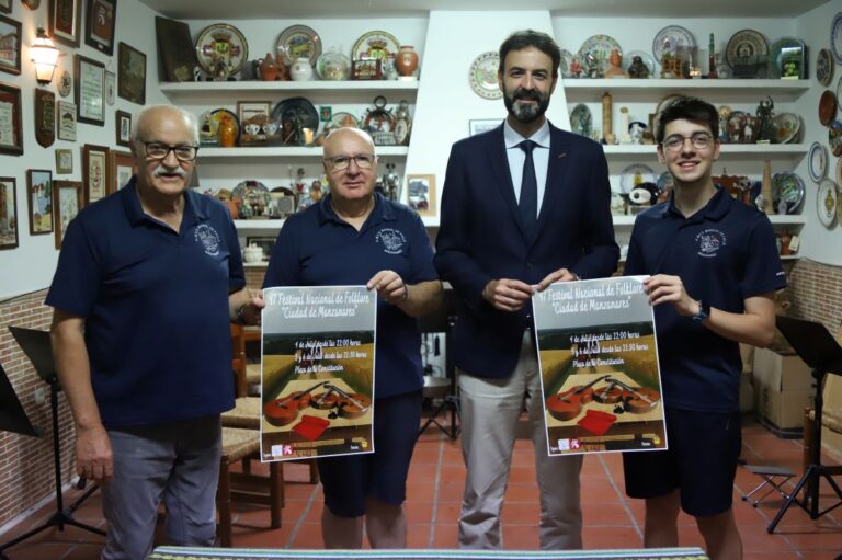 Grupos nacionales e internacionales para reivindicar el folclore en Manzanares