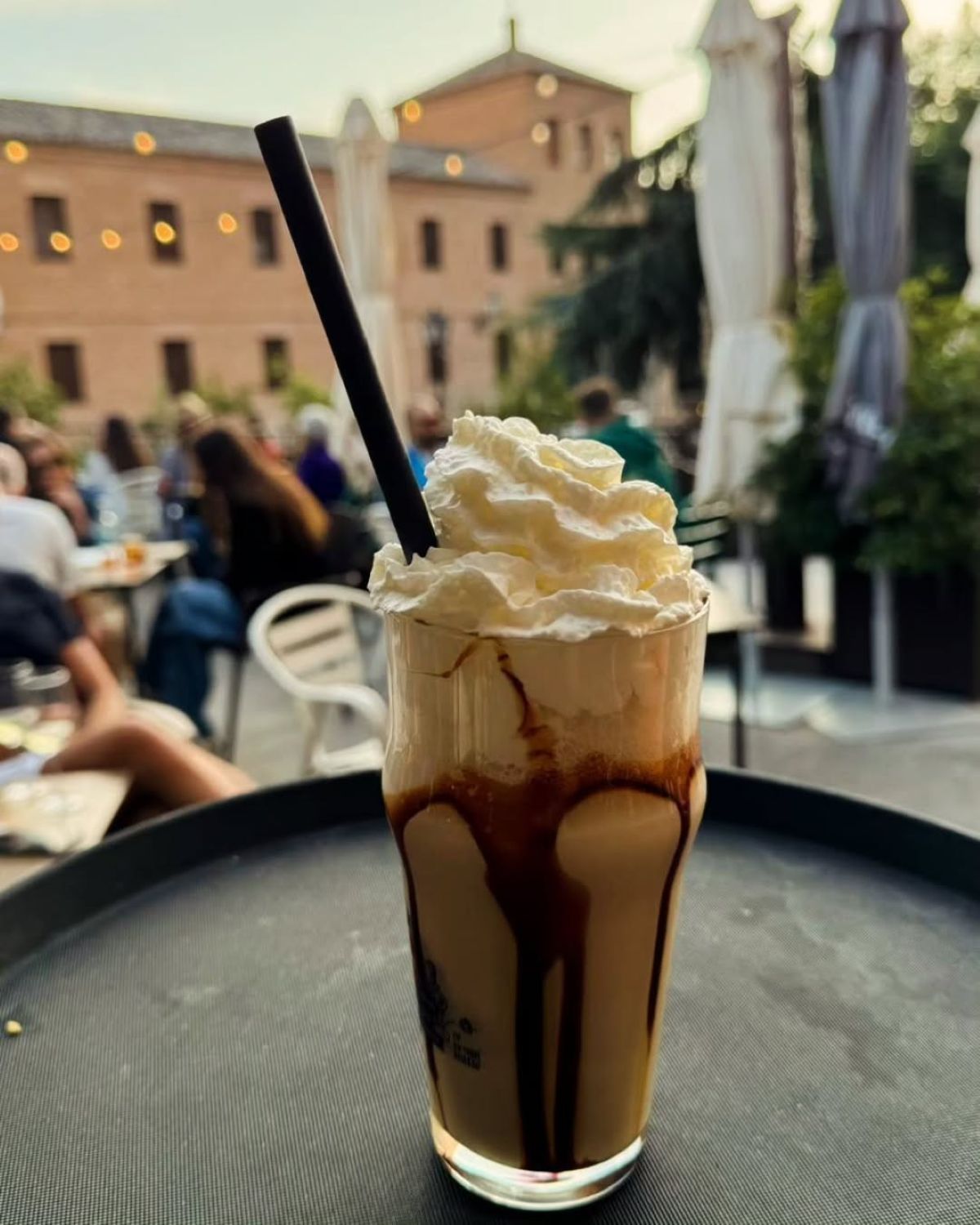 Cinco rincones ideales para comer en verano en Castilla-La Mancha: terrazas junto al río y ambiente de chiringuito