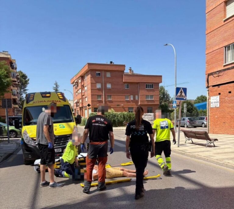 Un motorista herido tras un accidente en la calle de la Guardia Civil de Cuenca