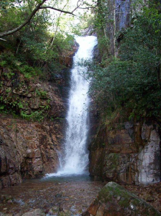 El paraíso en Castilla-La Mancha: 8 cascadas para refrescarse en la naturaleza este verano