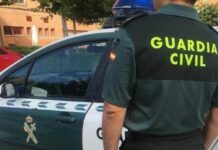 Auxiliado un hombre que estaba tirado en el suelo de su casa en Almadén