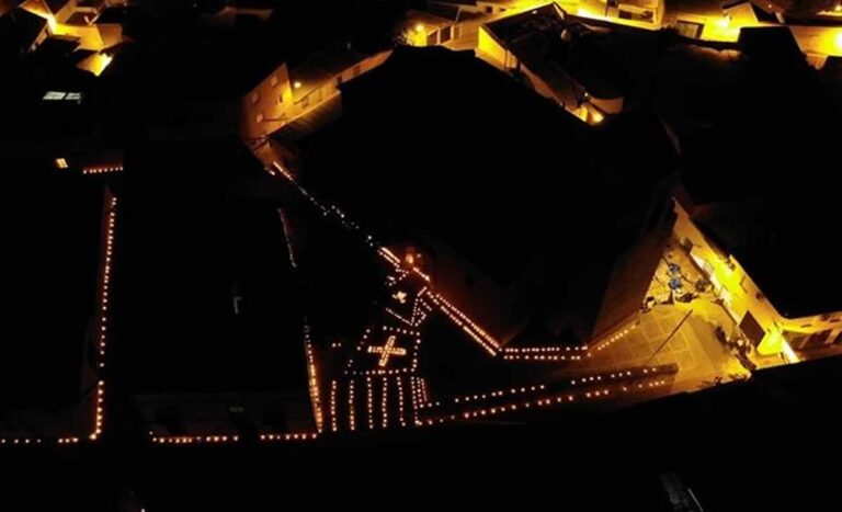 Almedina Mora celebra su 10º aniversario con más de 20.000 velas y una ‘Noche de Estrellas’
