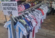 Tres investigados por vender ropa falsa en La Roda