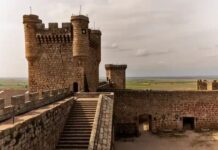 El Castillo de Oropesa, la fortaleza con piedra única en España convertido en Parador Nacional