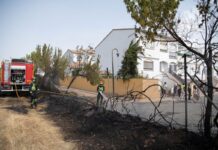 Controlado el incendio cercano a Ciudad Real, aunque continúan las labores de refresco