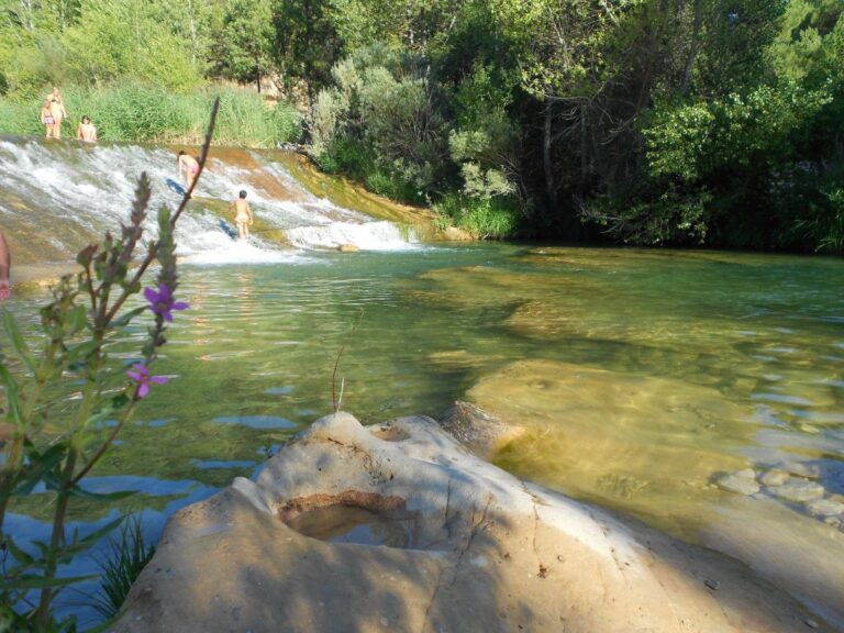 Un remanso de agua clara en plena serranía conquense: la Playa de Cañamares