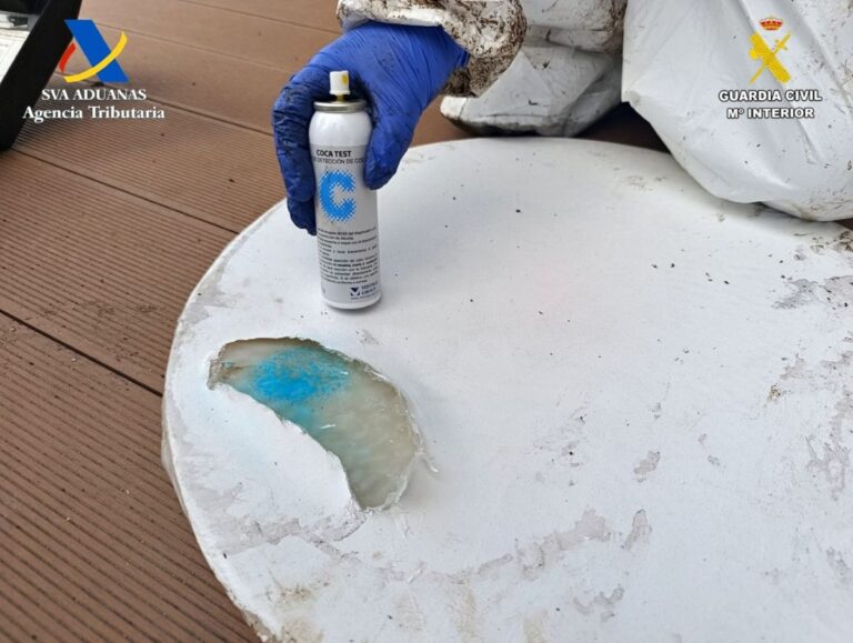 Detenido con 262 kilos de cocaína oculta en bidones de fruta congelada