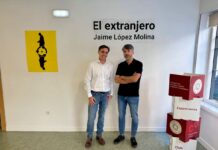 La exposición de ilustración digital ‘El Extranjero’ abre el curso académico cultural en la sala ACUA del Campus de Ciudad Real