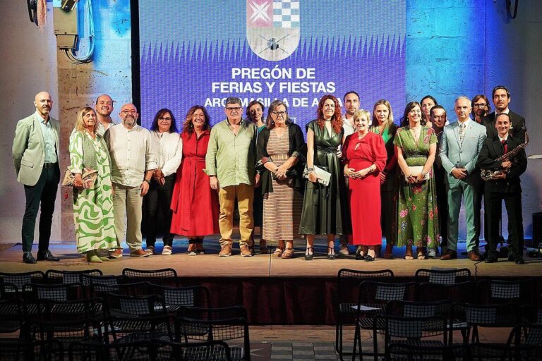 Argamasilla de Alba inaugura sus Ferias y Fiestas con la ofrenda floral, misa, Salve Solemne y un pregón emotivo