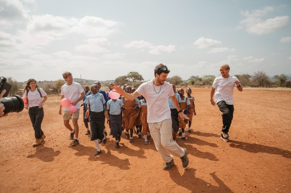 Una Fundación de Tomelloso logra colaborar en el nuevo videoclip del cantante Sebastián Yatra