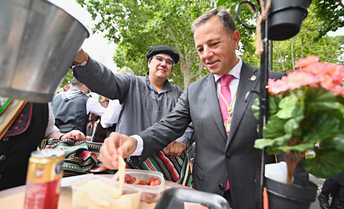 Albacete abre su Feria 2025 con emoción, devoción y una explosión de color