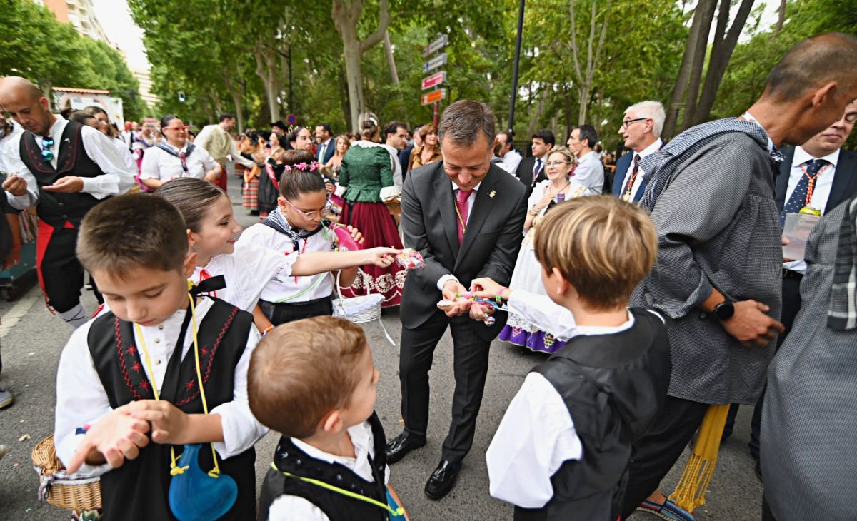Albacete abre su Feria 2025 con emoción, devoción y una explosión de color