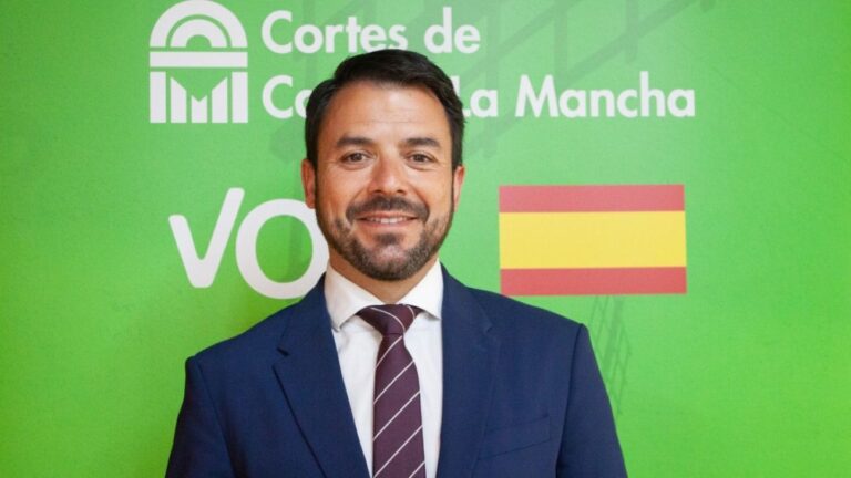 Vox afea que PSOE C-LM apoye cesión de competencias a Cataluña mientras Page lanza titulares «hipócritas»