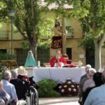 La residencia de mayores de Bolaños de Calatrava disfruta de una misa en la Feria del Cristo de la Columna