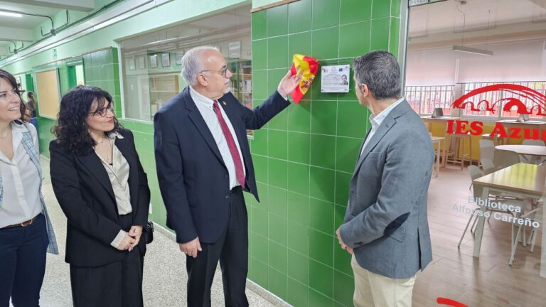 El IES Azuer de Manzanares estrena la nueva biblioteca ‘Alfonso Carreño’