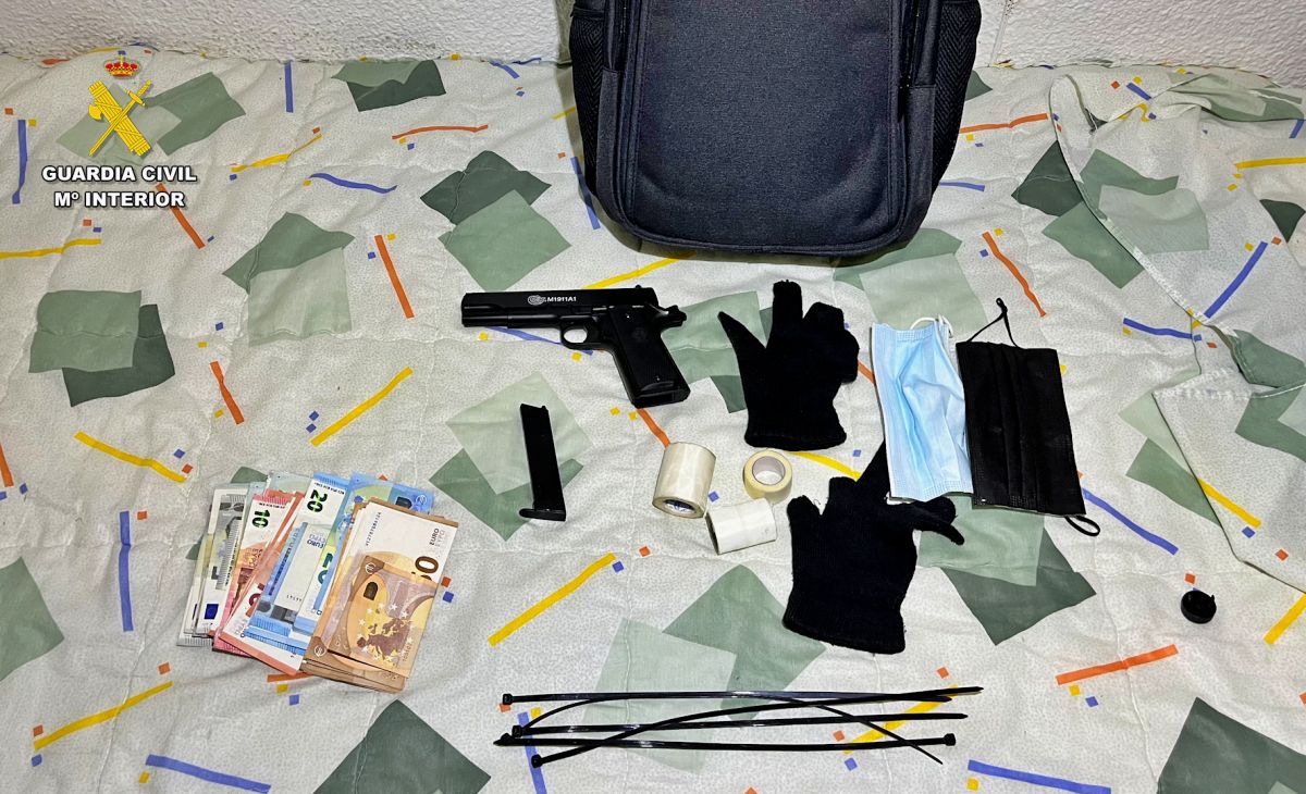 Detenido el autor de dos robos a punta de pistola en bancos de Toledo