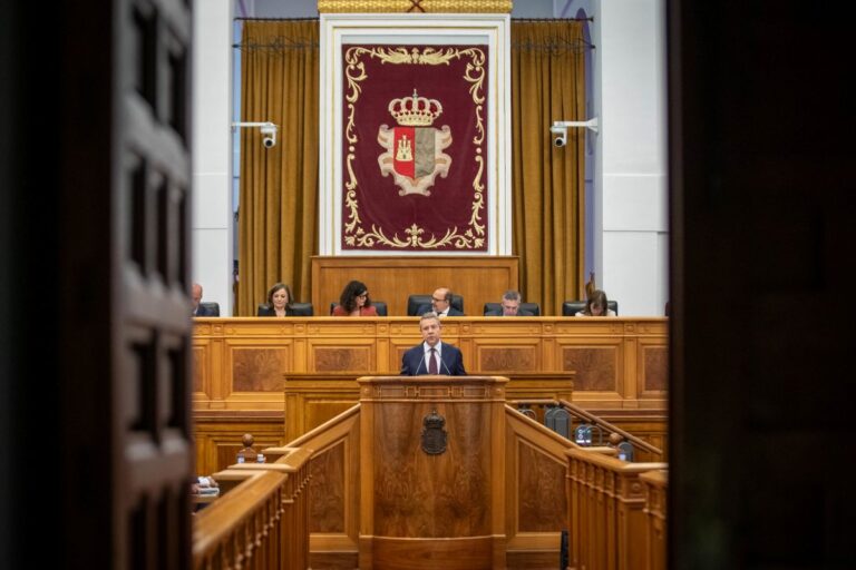 Page anuncia 6.500 nuevas plazas de empleo público para 2025 y 2026