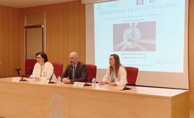 Profesionales sanitarios participan este jueves en las III Jornadas de investigación en el hospital de Manzanares