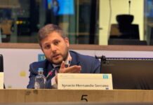 Hernando expone en Bruselas las políticas de vivienda y transporte en el medio rural de C-LM como casos de éxito