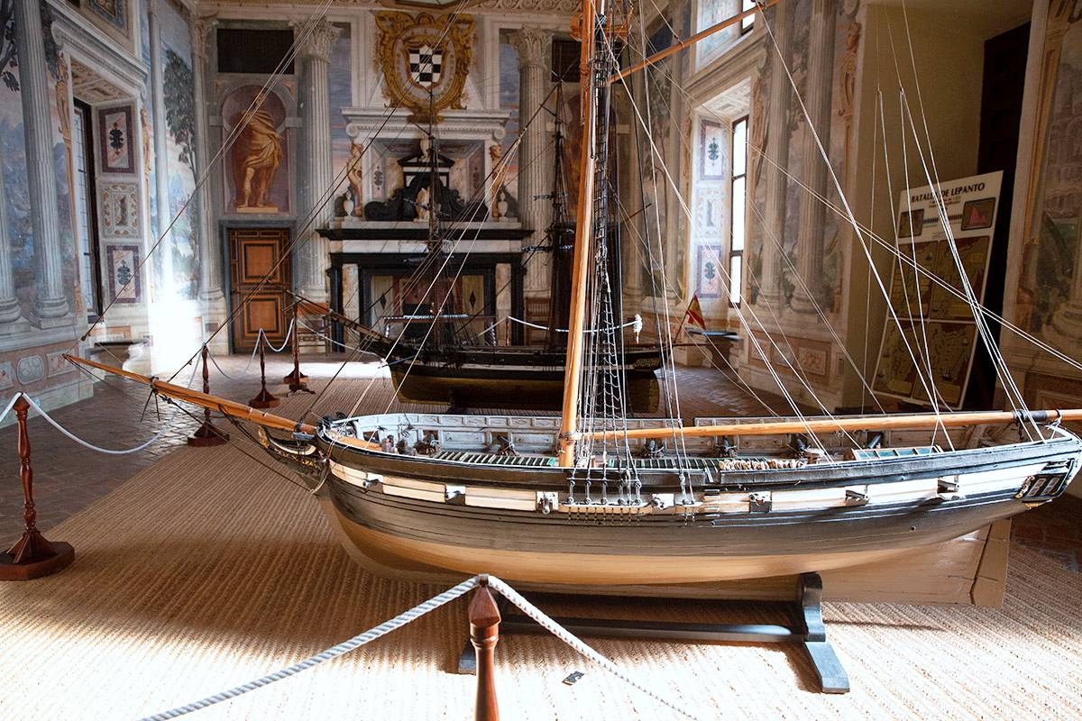 Viajar a Italia sin salir de Ciudad Real: el Palacio del Marqués de Santa Cruz, el Vaticano de la serie “30 Monedas”