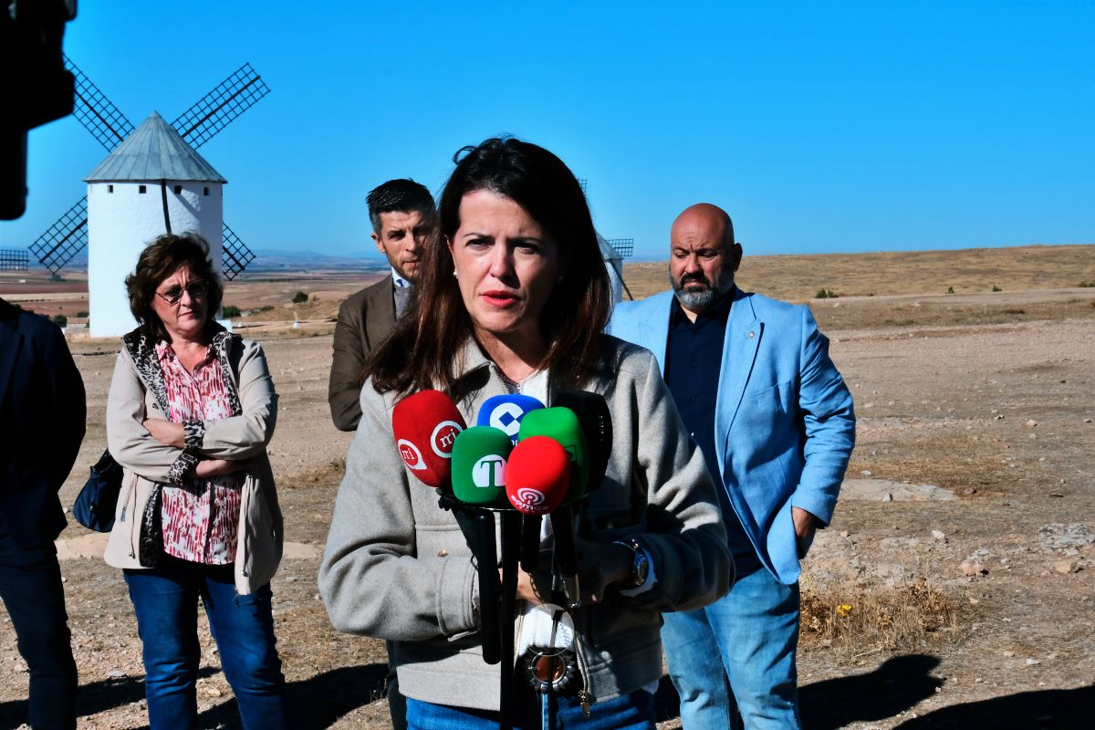 La carrera "Entre Molinos" recorrerá los paisajes cervantinos de La Mancha el 23 de noviembre