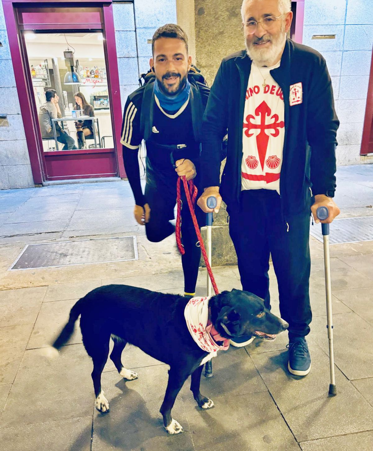 Las huellas de Salsa sobre las de Santiago, doce docenas de kilómetros y el camino a Uclés que soñó Manuel Rossi