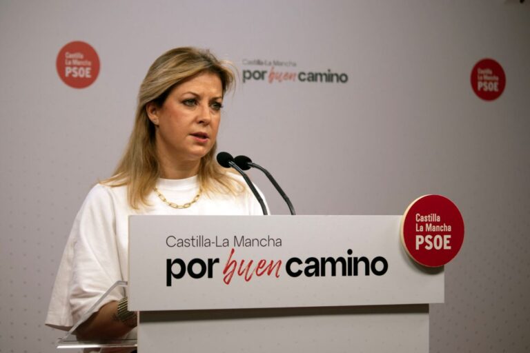 PSOE critica la «eterna incoherencia» del PP con la carrera sanitaria: «Quieren recuperar algo que ellos eliminaron»