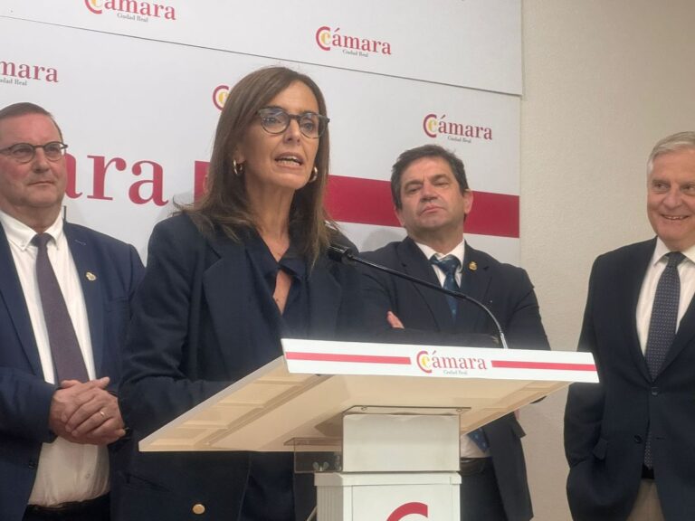 El PP considera que el bloqueo de Junts es «insuficiente» y confirma la «ingobernabilidad» de Sánchez