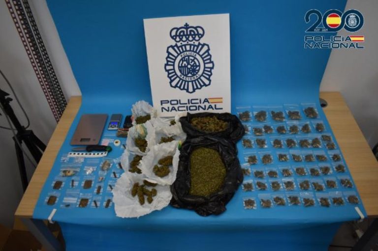 Detenidos tras vender droga en una casa cercana a colegios en Puertollano