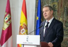 Page pone condiciones para un acuerdo en el CPFF: una sola mesa de negociación y rechazar «todo tipo de privilegios»