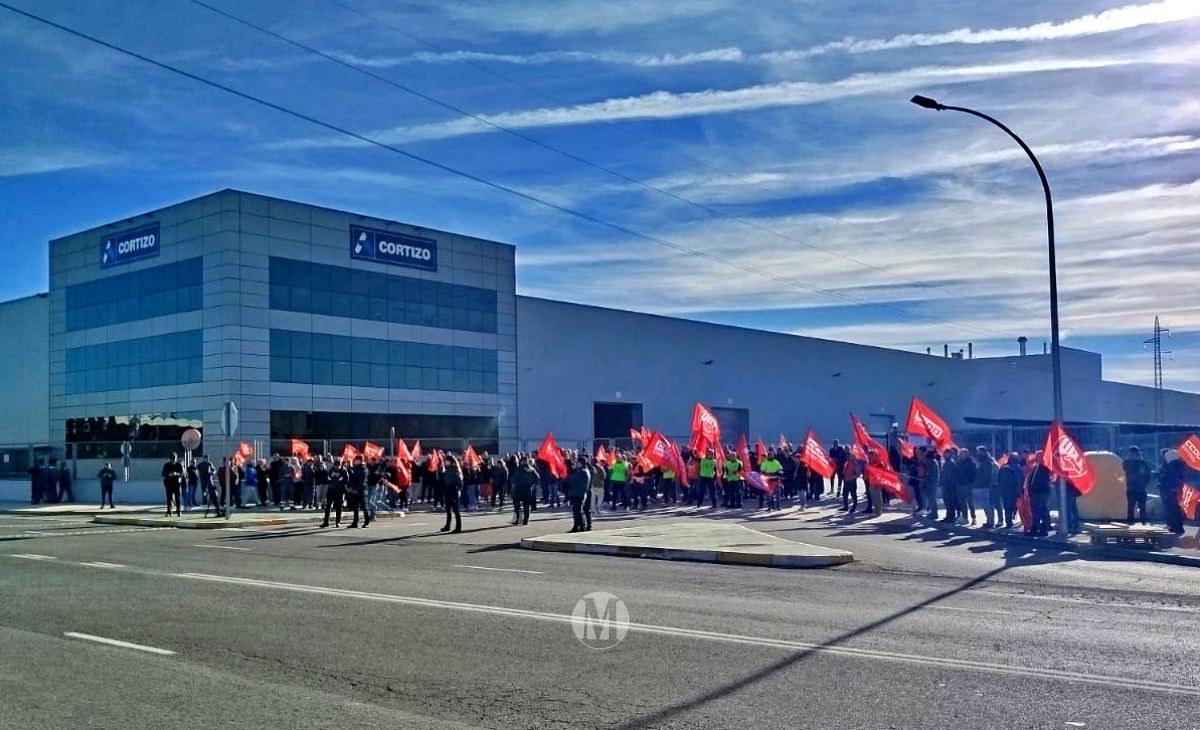 Éxito de seguimiento en la huelga indefinida del sector del metal en Manzanares
