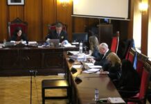 La defensa de la acusada de matar a su bebé en Albacete tirándolo en una papelera alega que padecía embarazo críptico