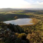 El volcán que se transformó en agua en Ciudad Real: la Laguna y Volcán de la Posadilla