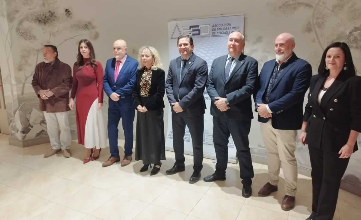 Valverde reafirma en Socuéllamos el compromiso de la Diputación con el patrimonio y el tejido empresarial