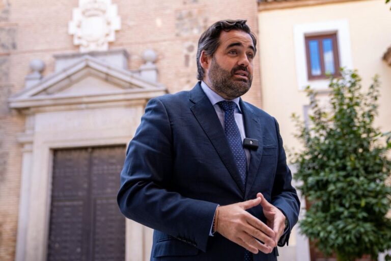 Núñez se propone trabajar en sanidad, fiscalidad, urbanismo y sector primario