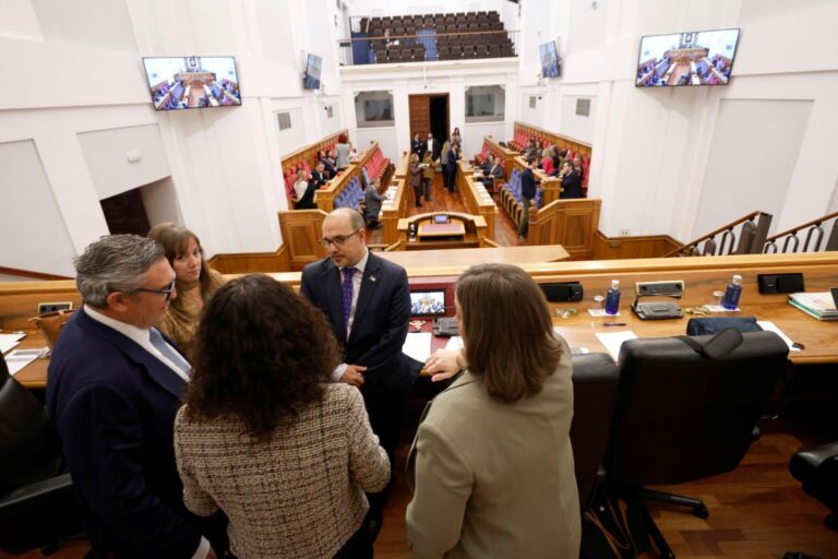 Rechazadas las enmiendas a la totalidad de PP y Vox a los presupuestos de C-LM para 2026
