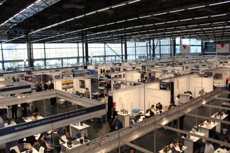 España lidera el comercio mundial de vino a granel y consolida su posición en la World Bulk Wine Exhibition
