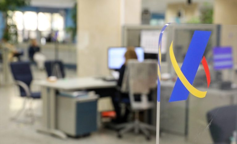 Hacienda retrasa a 2027 la implantación obligatoria de ‘Verifactu’, el sistema digital de facturación