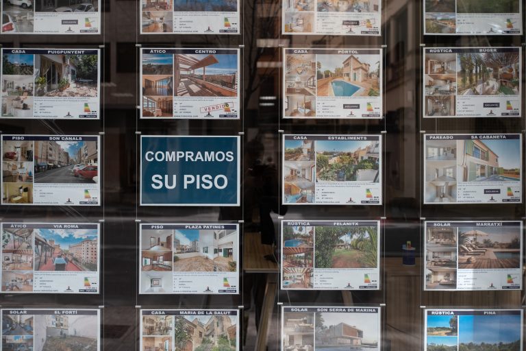 La compraventa de viviendas cayó un 2 % en octubre en Castilla-La Mancha, según los notarios
