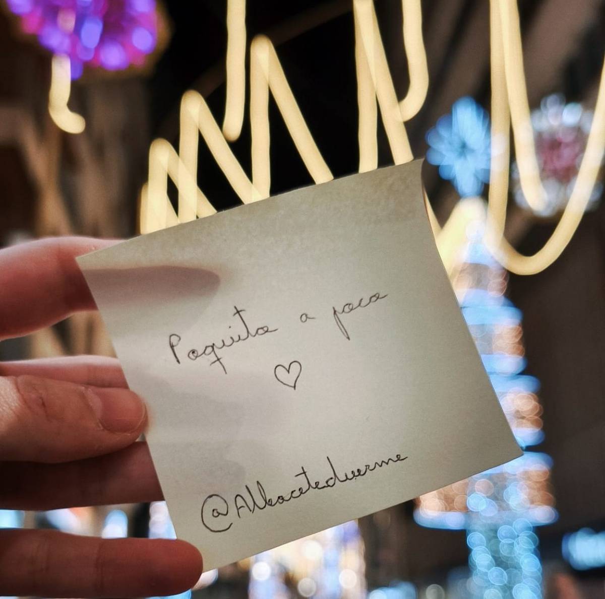 Sorpresa en Albacete: vecinos encuentran cartas y mensajes anónimos en pleno centro