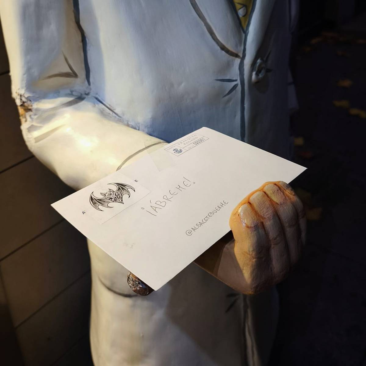 Sorpresa en Albacete: vecinos encuentran cartas y mensajes anónimos en pleno centro