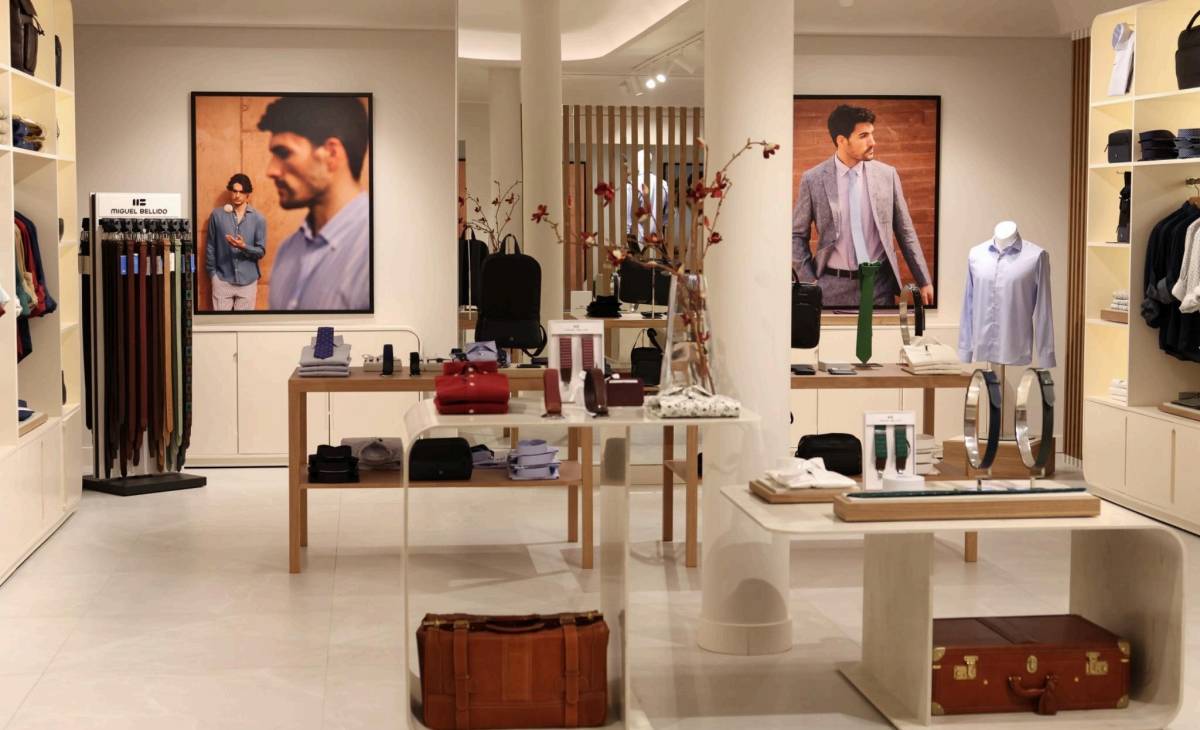 Miguel Bellido inaugura su primera tienda piloto en Manzanares como punto de partida de su expansión nacional