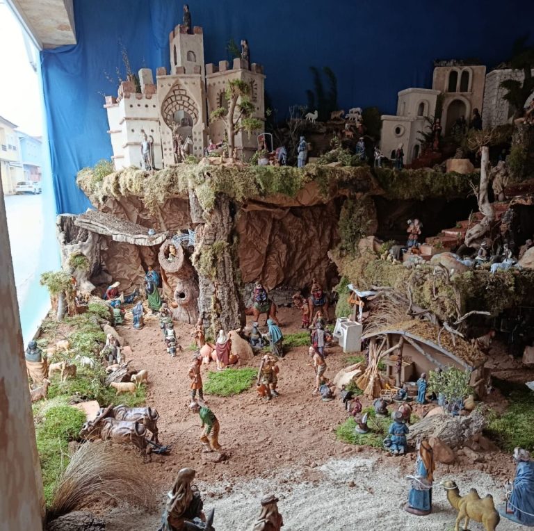Un Belén Secreto en Bolaños de Calatrava recibe más de 6.000 visitas anuales