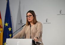 C-LM ve «una buena noticia» la condonación y pide al PP que la apoye «aunque sea en contra de Feijóo»